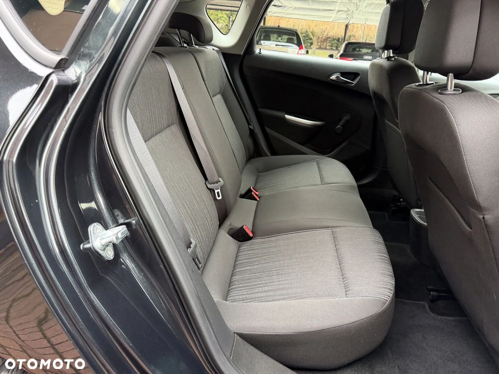 Opel Astra 1.4 Selection - 27