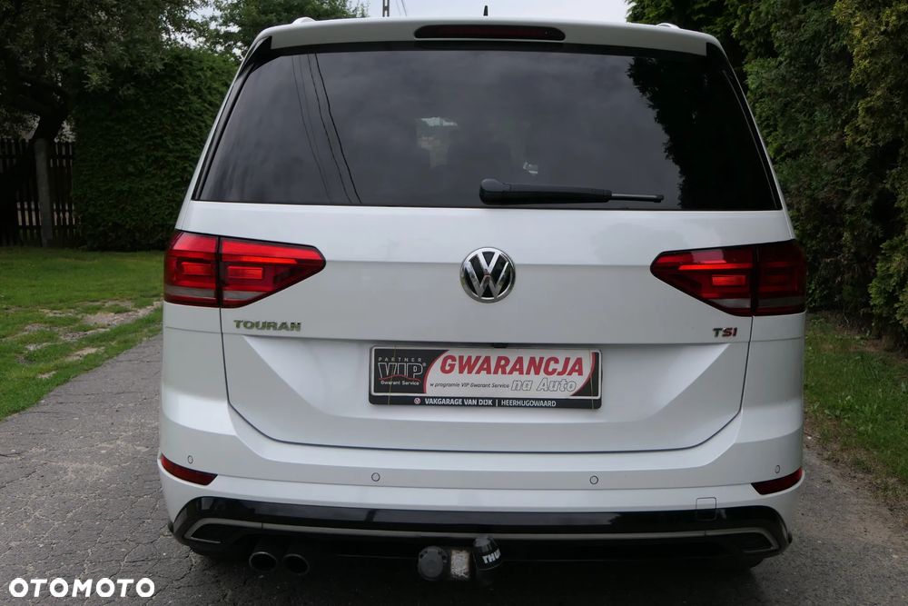Volkswagen Touran - 11