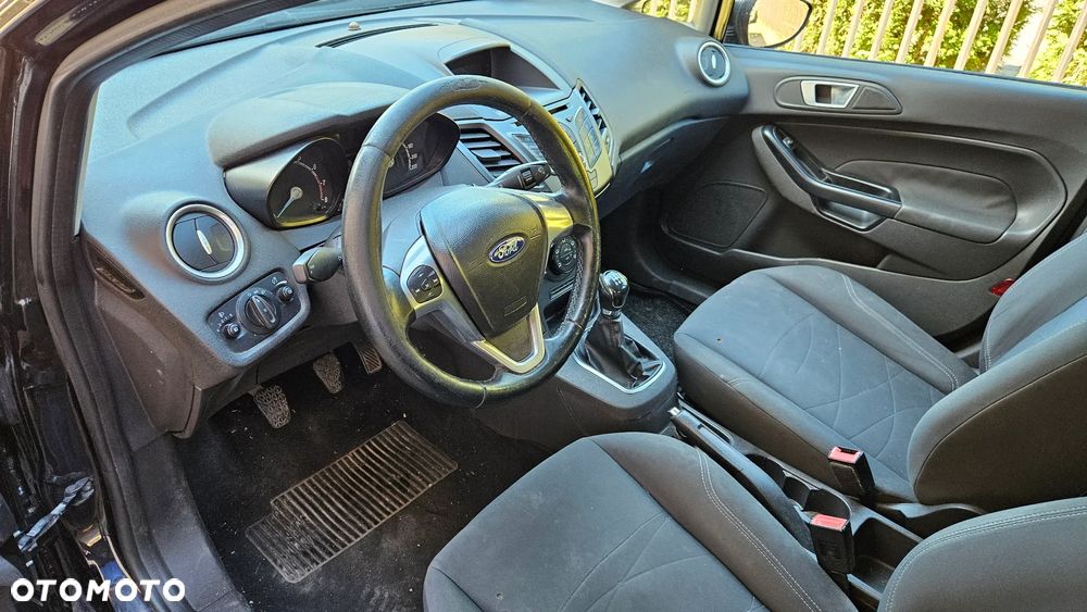 Ford Fiesta 1.25 Champions Edition - 24