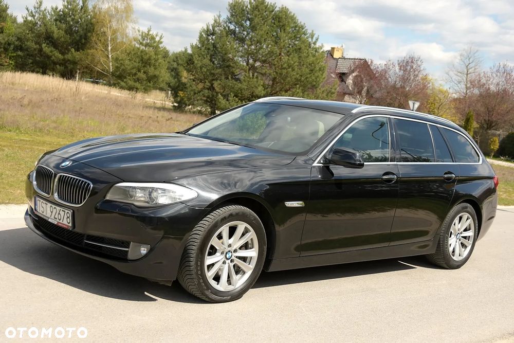 BMW Seria 5 525d - 2
