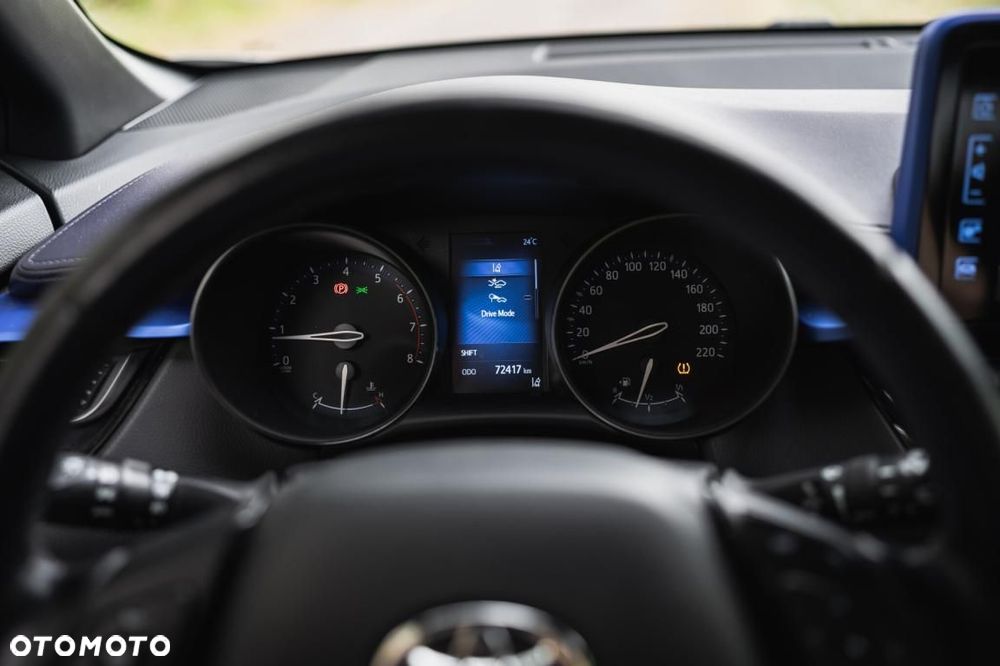 Toyota C-HR - 17