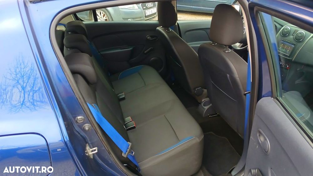 Dacia Sandero 1.2 16V 75 Laureate - 9