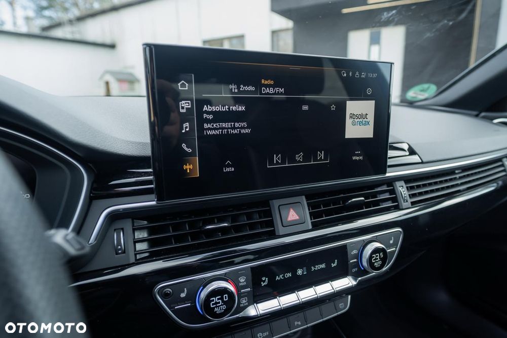 Audi A4 Avant 40 TDI S tronic S line - 26