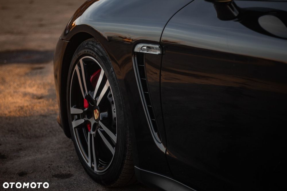 Porsche Panamera - 10