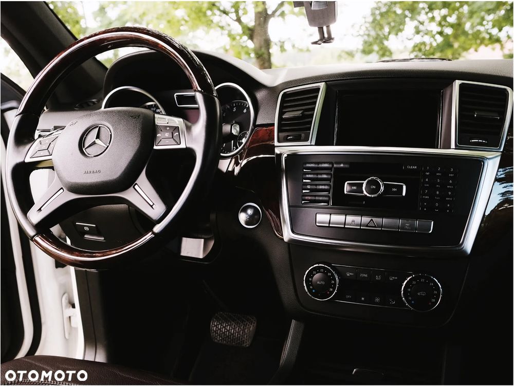 Mercedes-Benz ML 350 BlueEff 4-Matic - 9