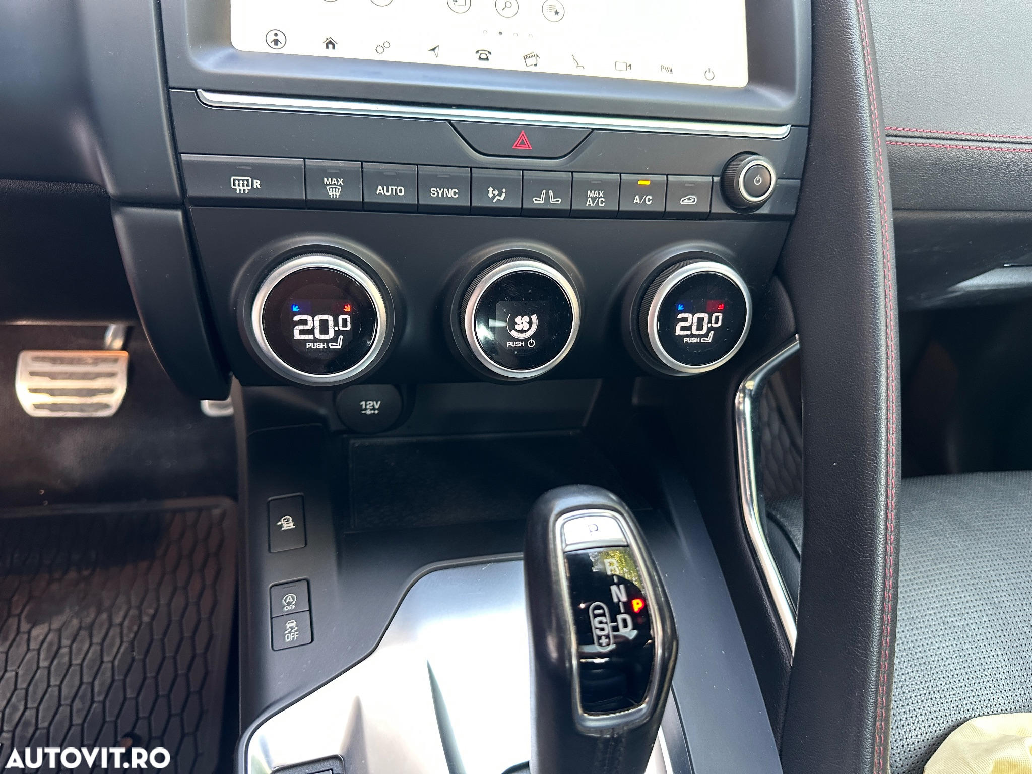 Jaguar E-Pace D180 AWD Aut. R-Dynamic - 17