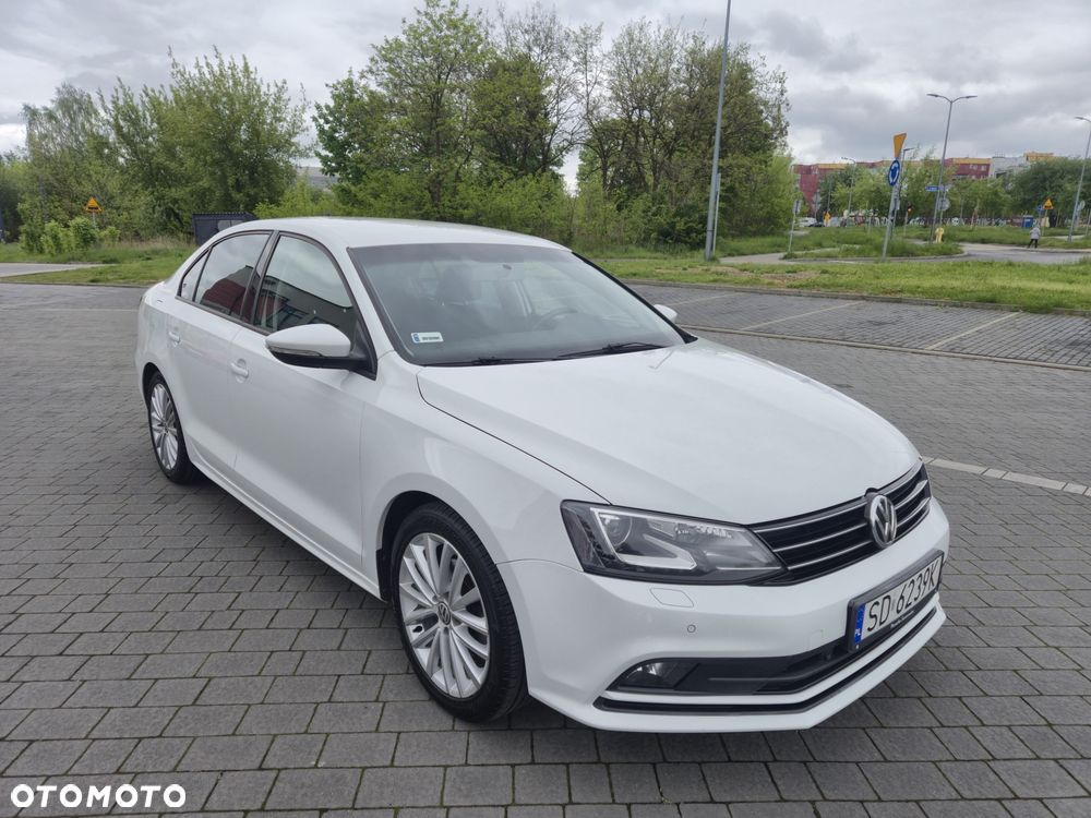 Volkswagen Jetta 1.4 TSI BMT Comfortline - 1
