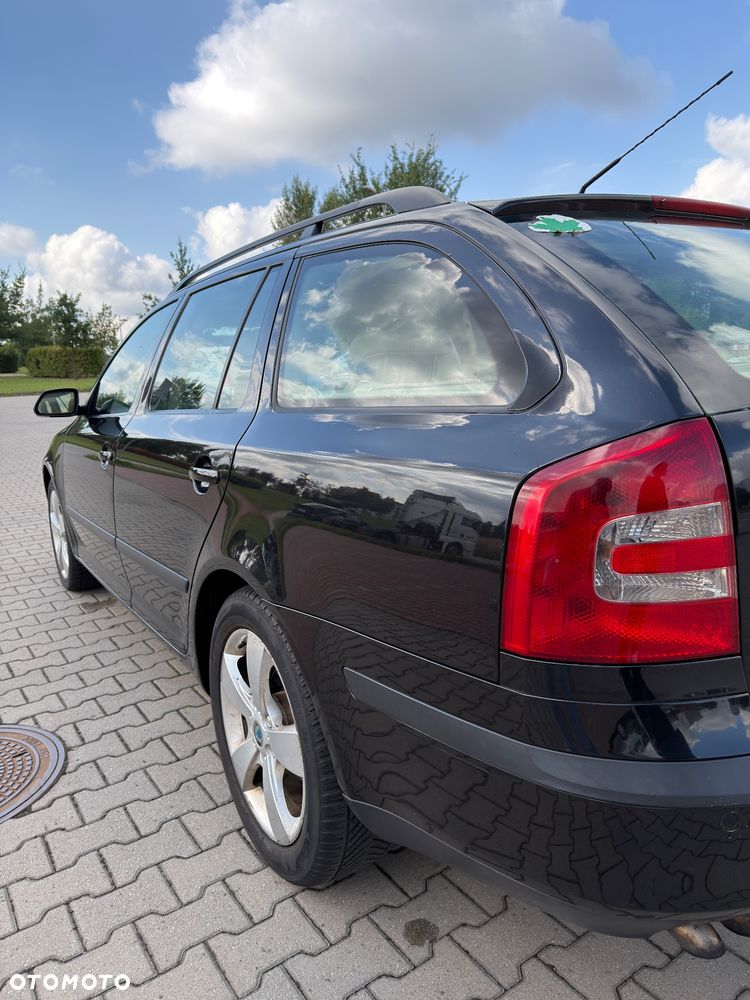 Skoda Octavia 2.0TDI Edition 100 DSG - 9