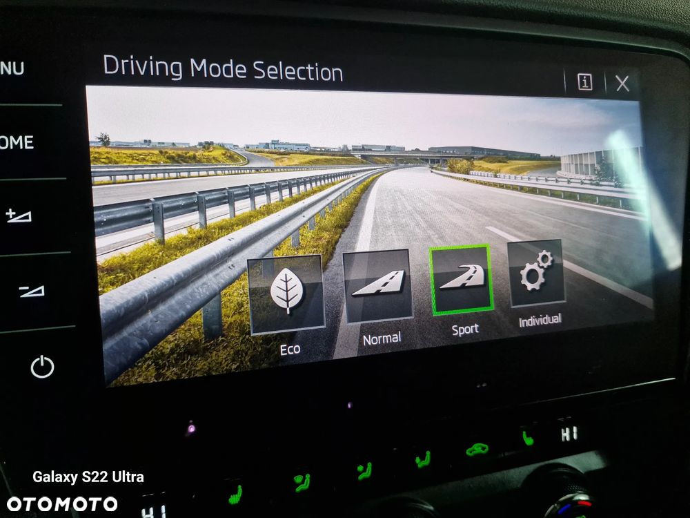 Skoda Octavia 2.0 TSI RS - 22