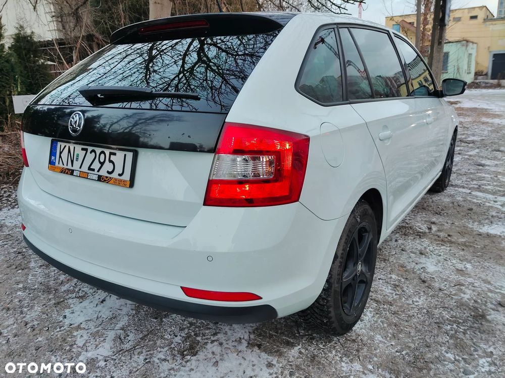 Skoda RAPID 1.2 TSI (Green tec) DSG Style - 6