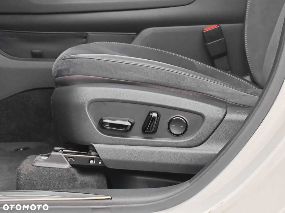 Lexus RZ 450e Omotenashi DIRECT4 - 12