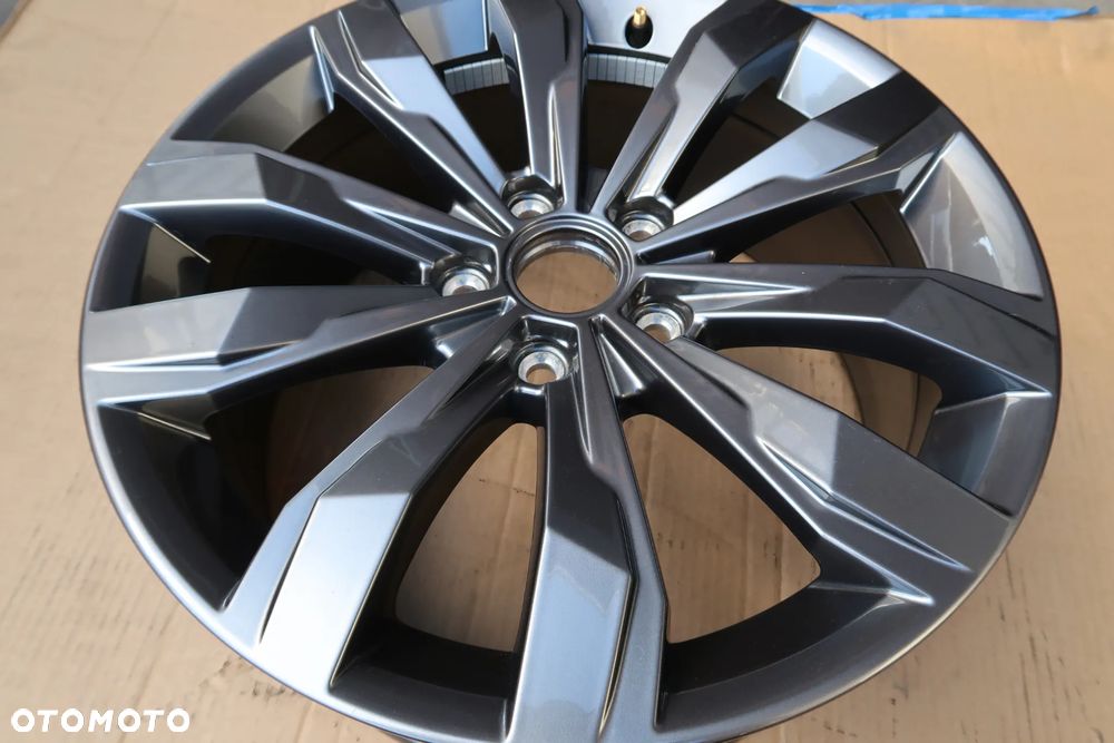 428 Felga Aluminiowa VW T-Roc IDEALNA 2GA601025J - 2