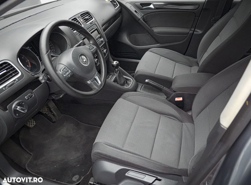 VOLKSWAGEN Golf 2010 — imagine 11