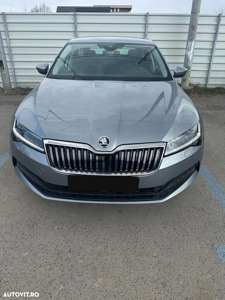 Skoda Superb 2.0 TDI DSG Ambition - 1