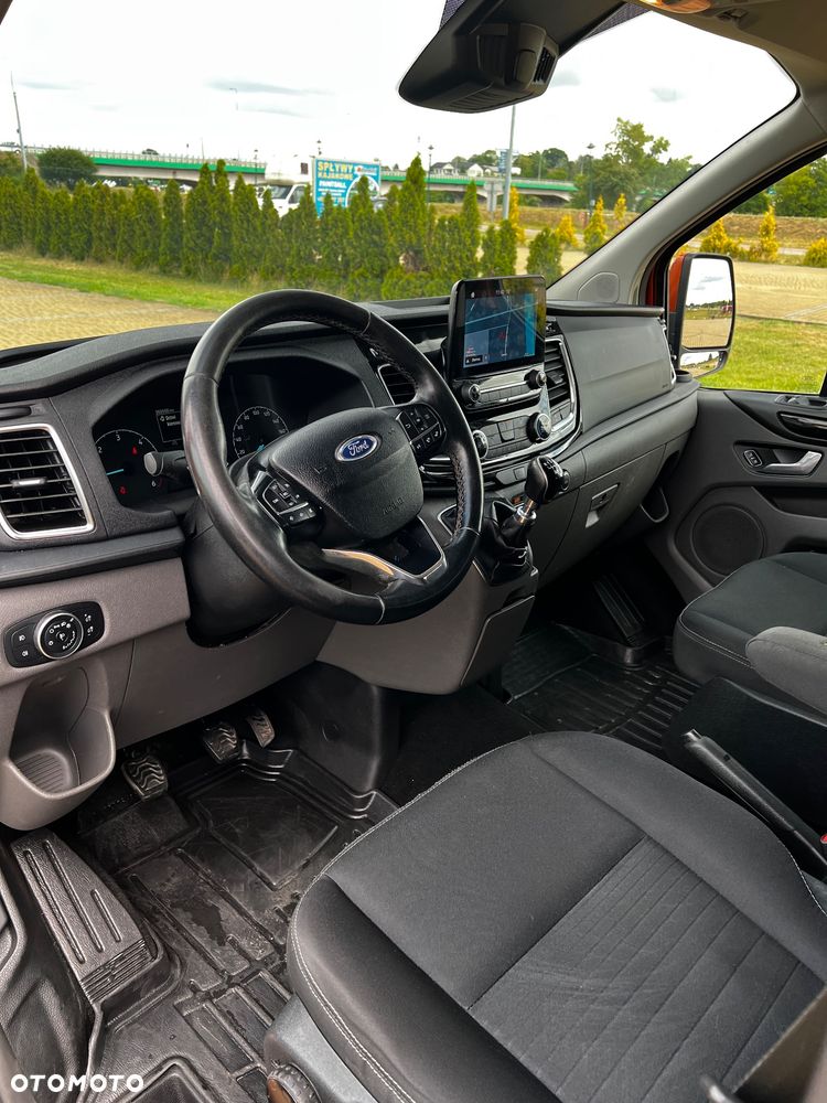 Ford Transit Custom 290 L2H1 Limited - 16