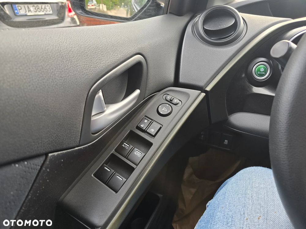 Honda Civic 1.4 i-VTEC Comfort - 13