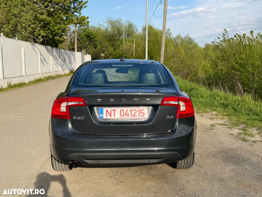 Volvo S60 D4 Geartronic Business Edition - 4
