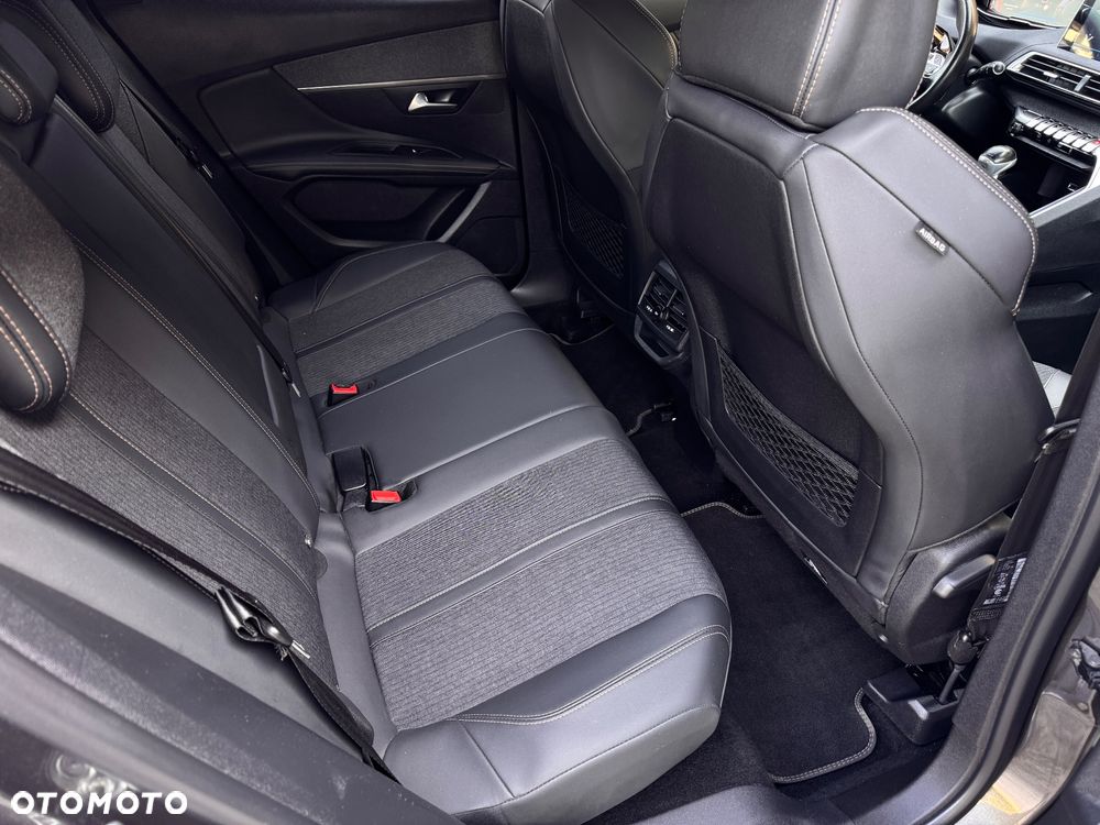Peugeot 3008 1.5 BlueHDi GT S&S - 9
