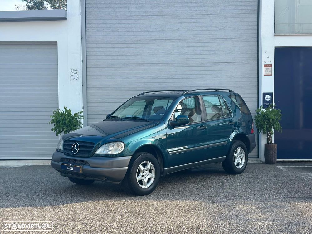 Mercedes-Benz ML 320 Standard - 2