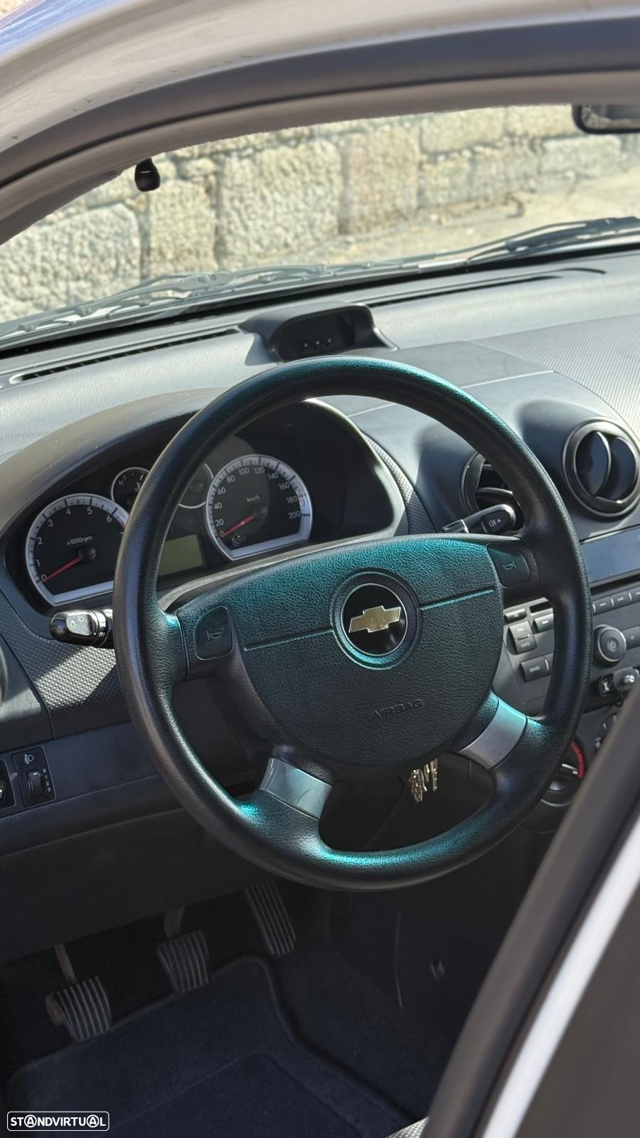 Chevrolet Aveo 1.2 LS - 13