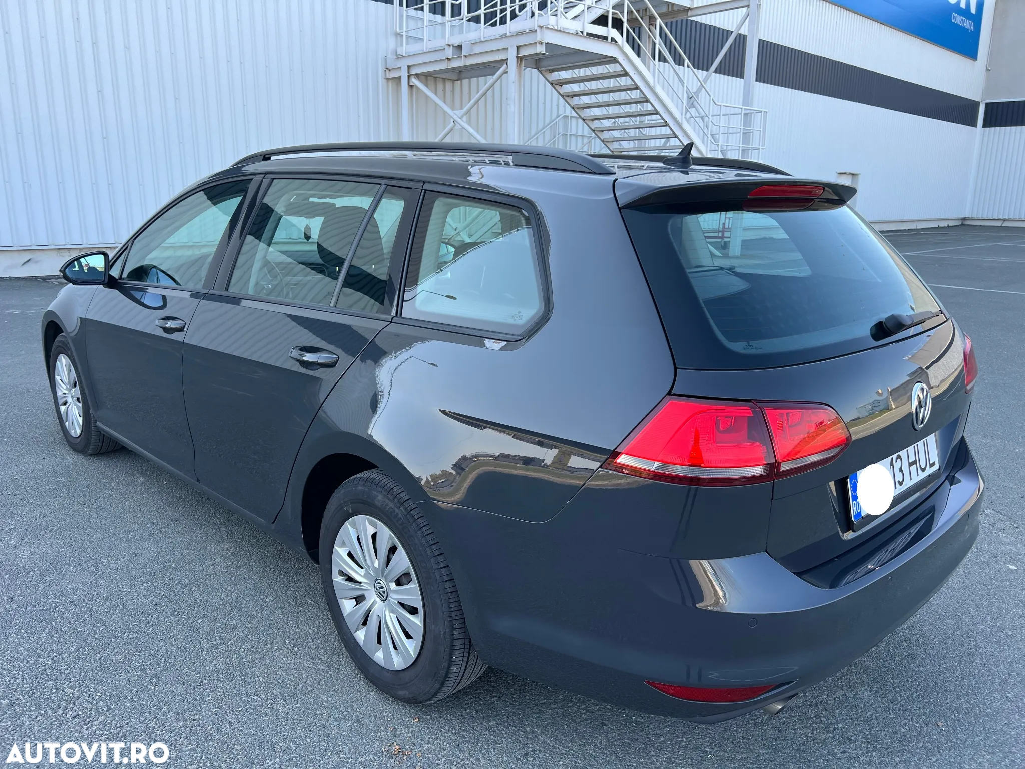 Volkswagen Golf 1.6 TDI BlueMotion Trendline - 12