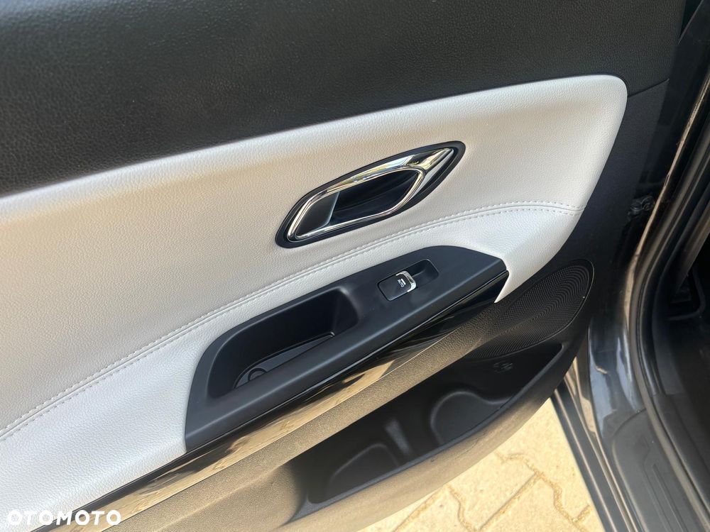 Kia Ceed 1.6 GDI Platinum Edition - 27