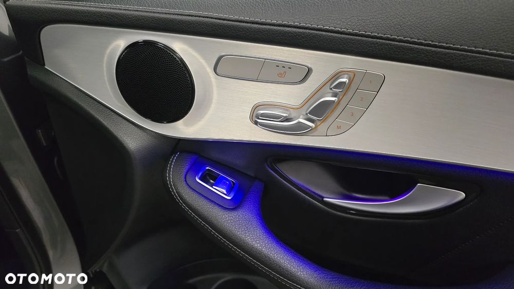 Mercedes-Benz GLC 300 de 4Matic 9G-TRONIC AMG Line Plus - 16