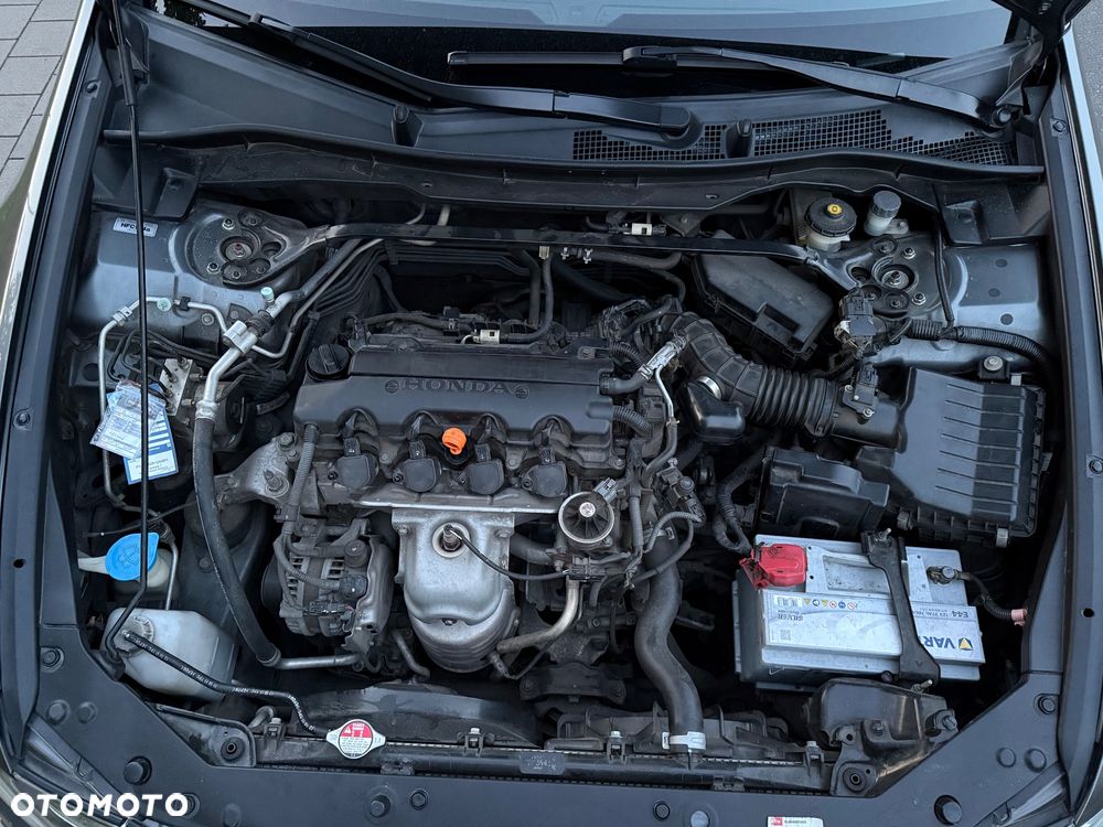Honda Accord 2.0 Executive Navi - 34