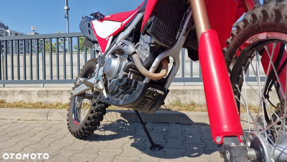 Honda CRF - 11