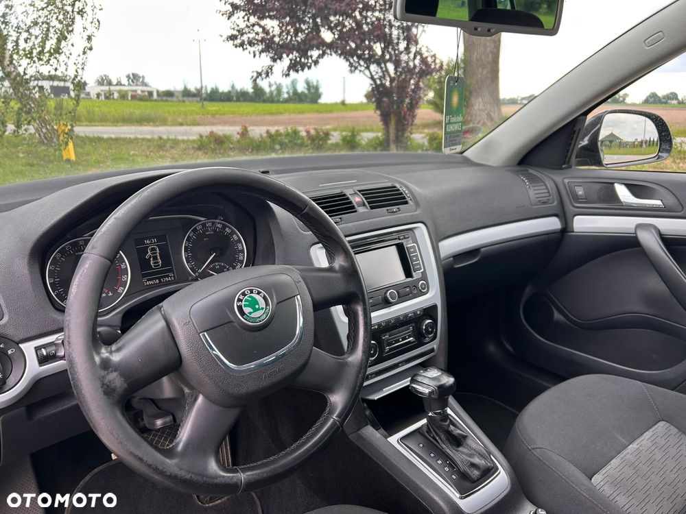 Skoda Octavia 2.0 TDI DPF Elegance DSG - 8