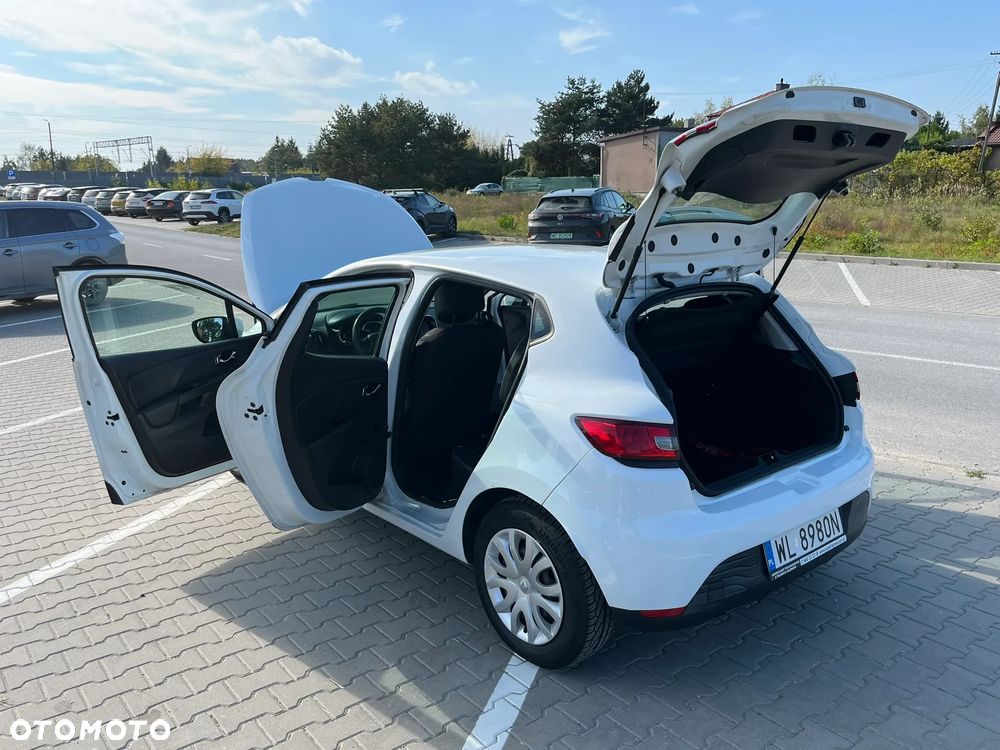 Renault Clio - 15
