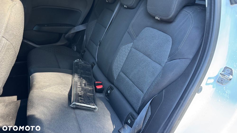 Renault Clio 1.6 E-TECH Intens - 18