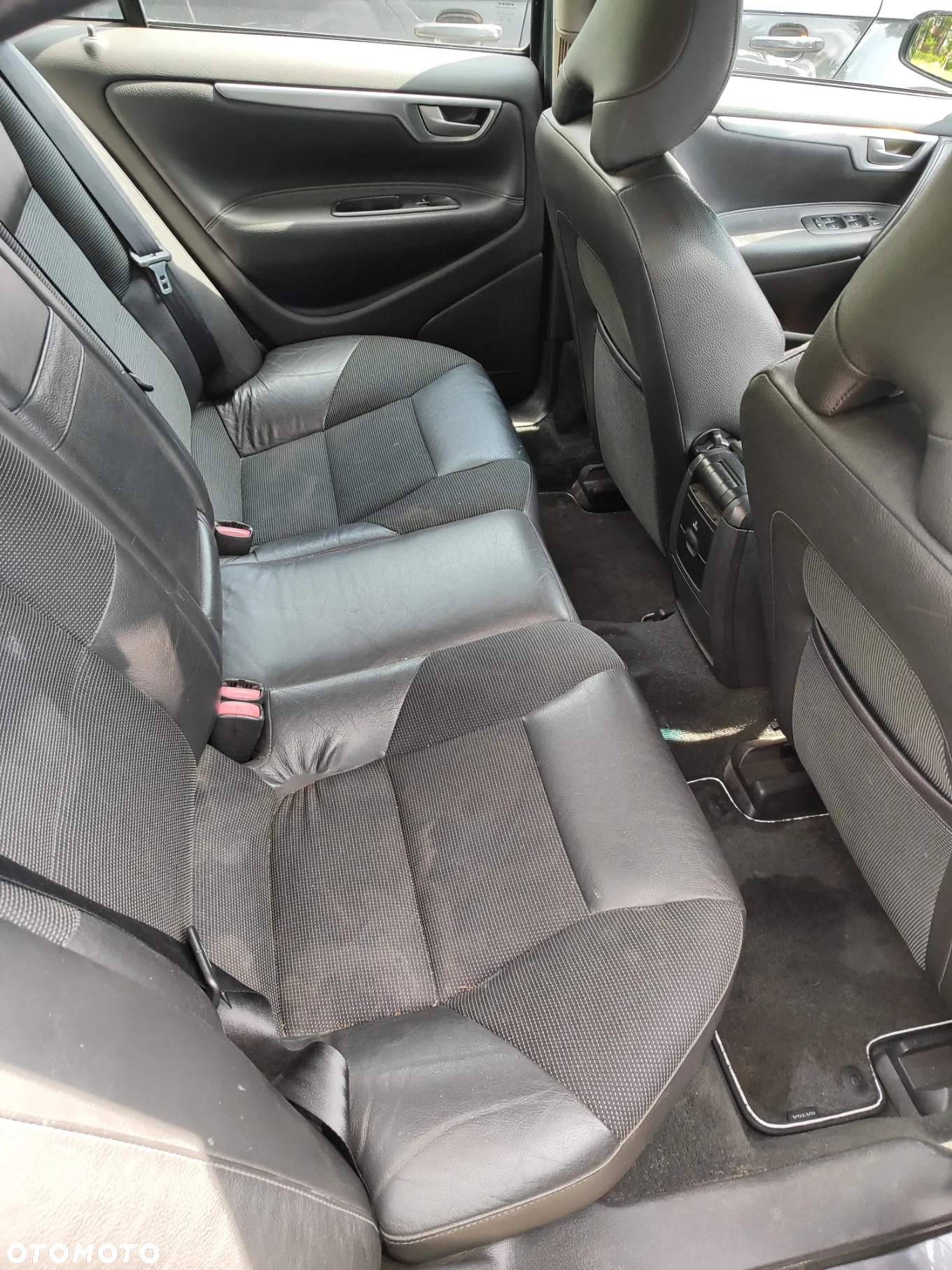 Volvo S60 2.4 D5 - 15