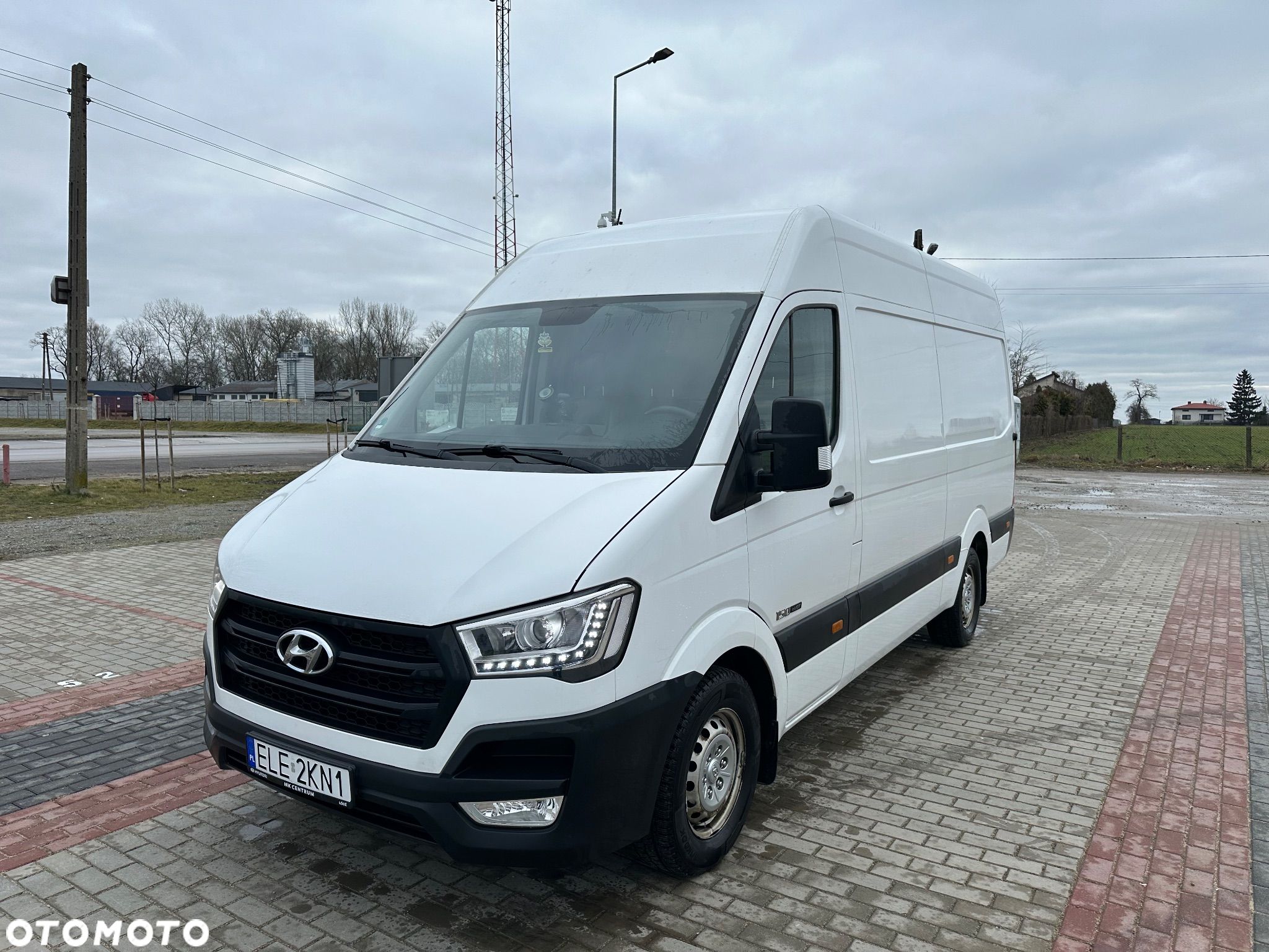 Hyundai H350 - 1