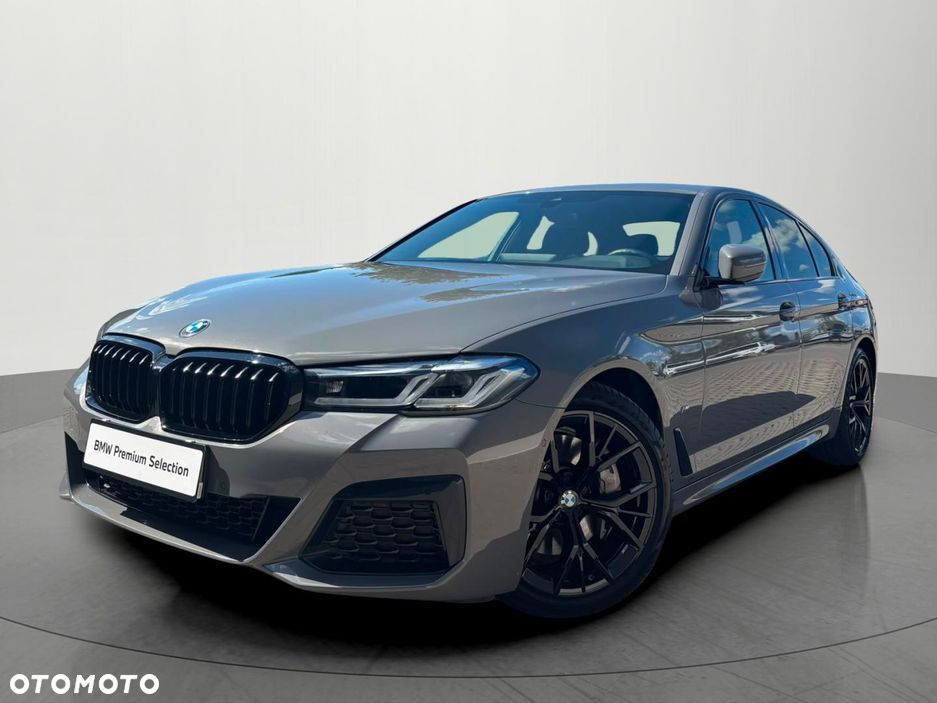 BMW Seria 5 530d xDrive mHEV sport - 2