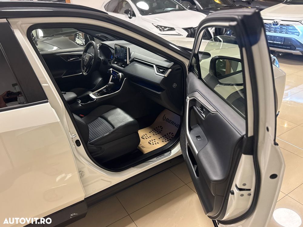 Toyota RAV4 - 10