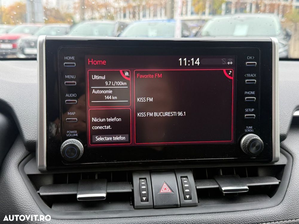 Toyota RAV4 - 10