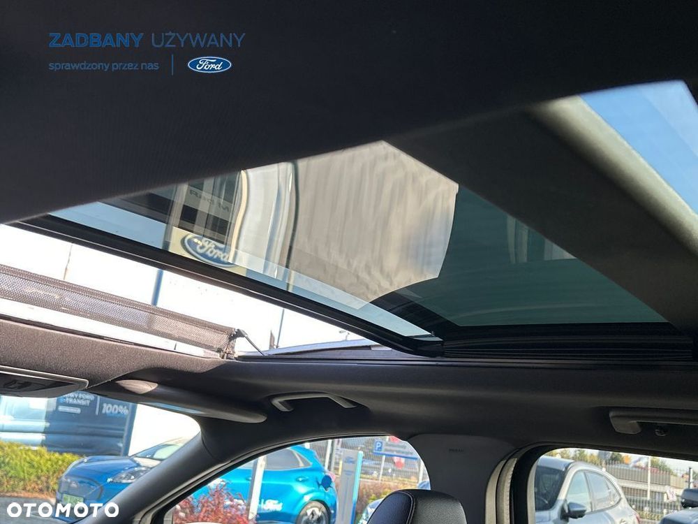 Ford Kuga 1.5 EcoBoost 2x4 ST-Line - 24