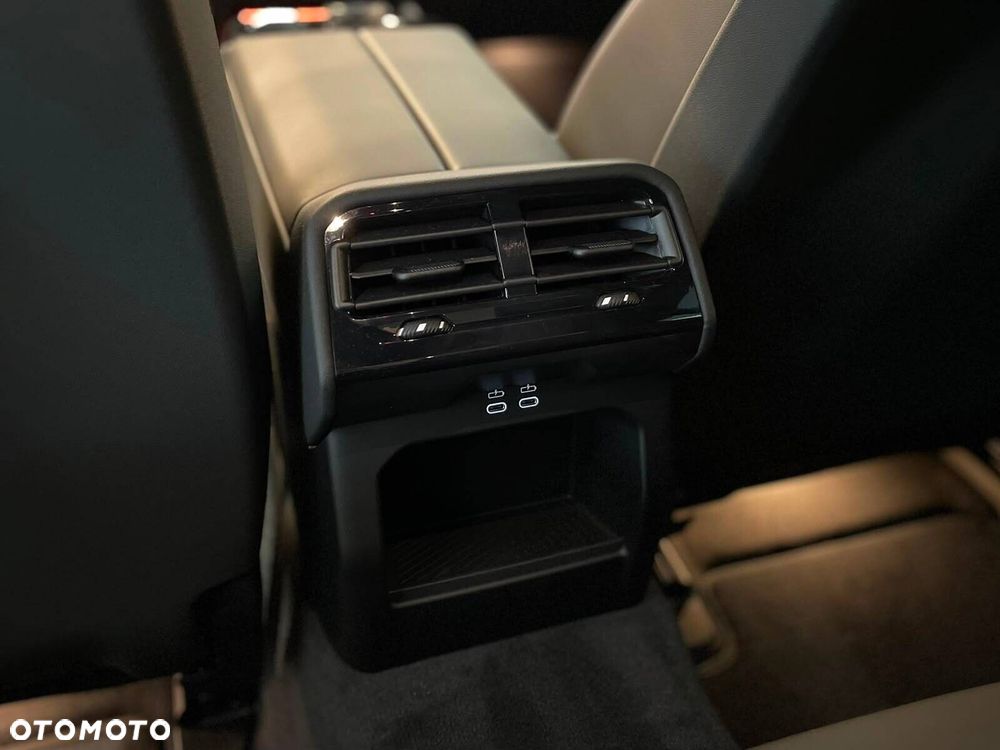 BMW Seria 5 - 27