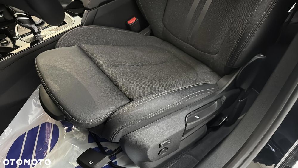 BMW Seria 1 118d Sport Line - 13