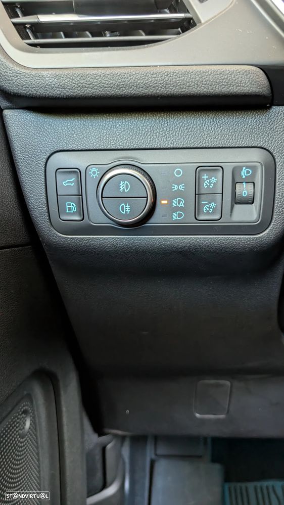 Ford Kuga 2.5 PHEV Active X - 14