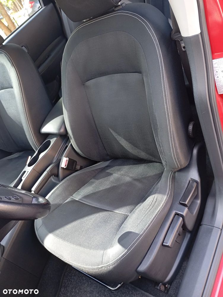 Nissan Qashqai 2.0 I-Way CVT - 12