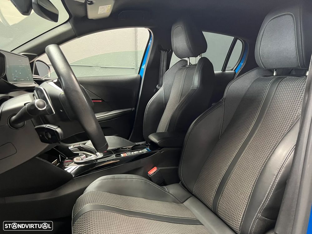 Peugeot 208 PureTech 130 EAT8 GT Pack - 13