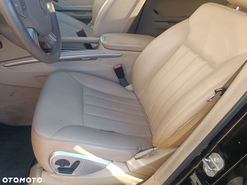 Mercedes-Benz ML 350 4-Matic - 8