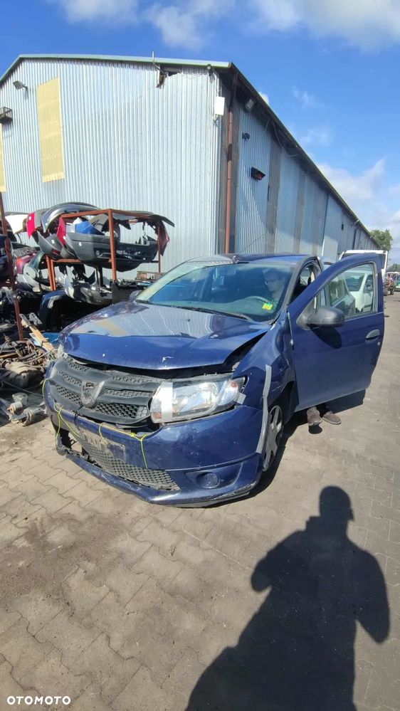 DACIA SANDERO II 2015 0.9 TCE 90 KM Code DVD42
