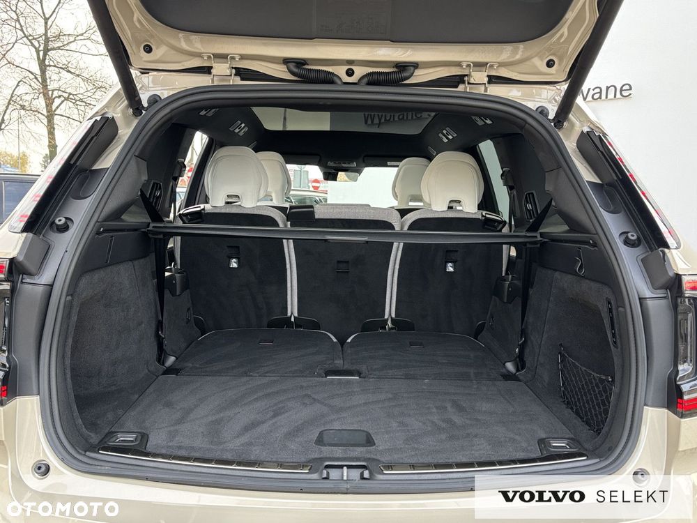 Volvo EX90 - 27