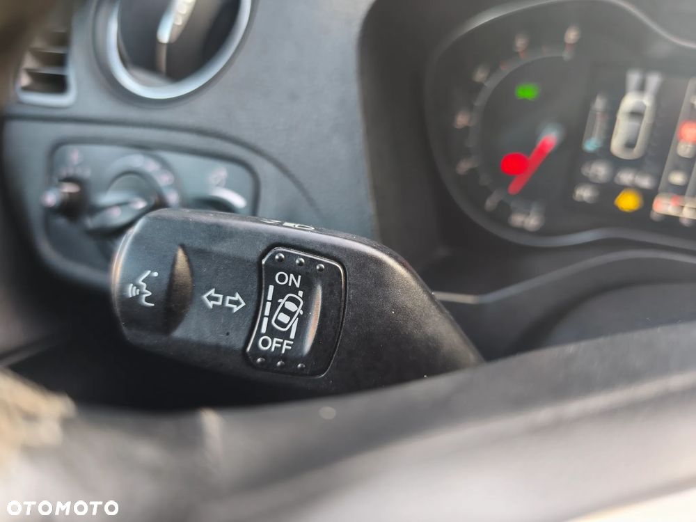 Ford S-Max 2.0 TDCi DPF Business Edition - 13