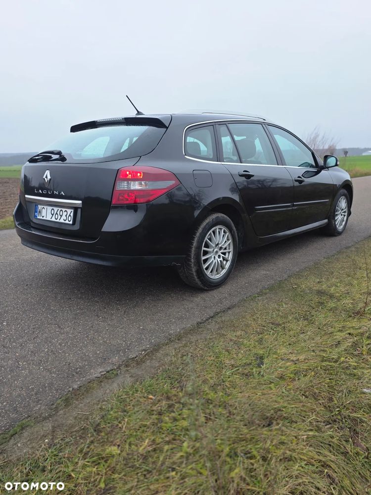 Renault Laguna dCi 110 FAP Emotion - 4