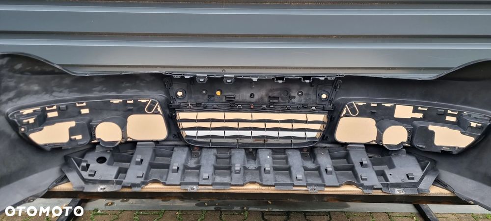 RENAULT LAGUNA III LIFT 2011- Zderzak przód oryginał MC208 - 10