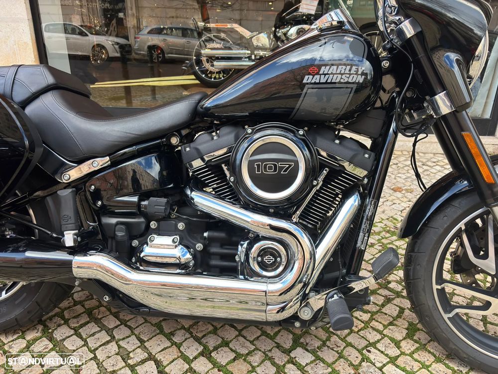 Harley-Davidson Softail Sport Glide - 11
